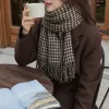 The brown and beige checkered pure cotton scarf is warm, fashionable and versatile for autumn and winter details Picture